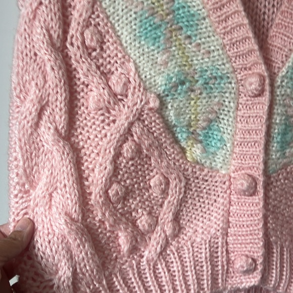 Ivy 80s Vintage Colorful Pink Cable Hand Knit Cardigan Sweater Size Small 🕶️ - Picture 4 of 7